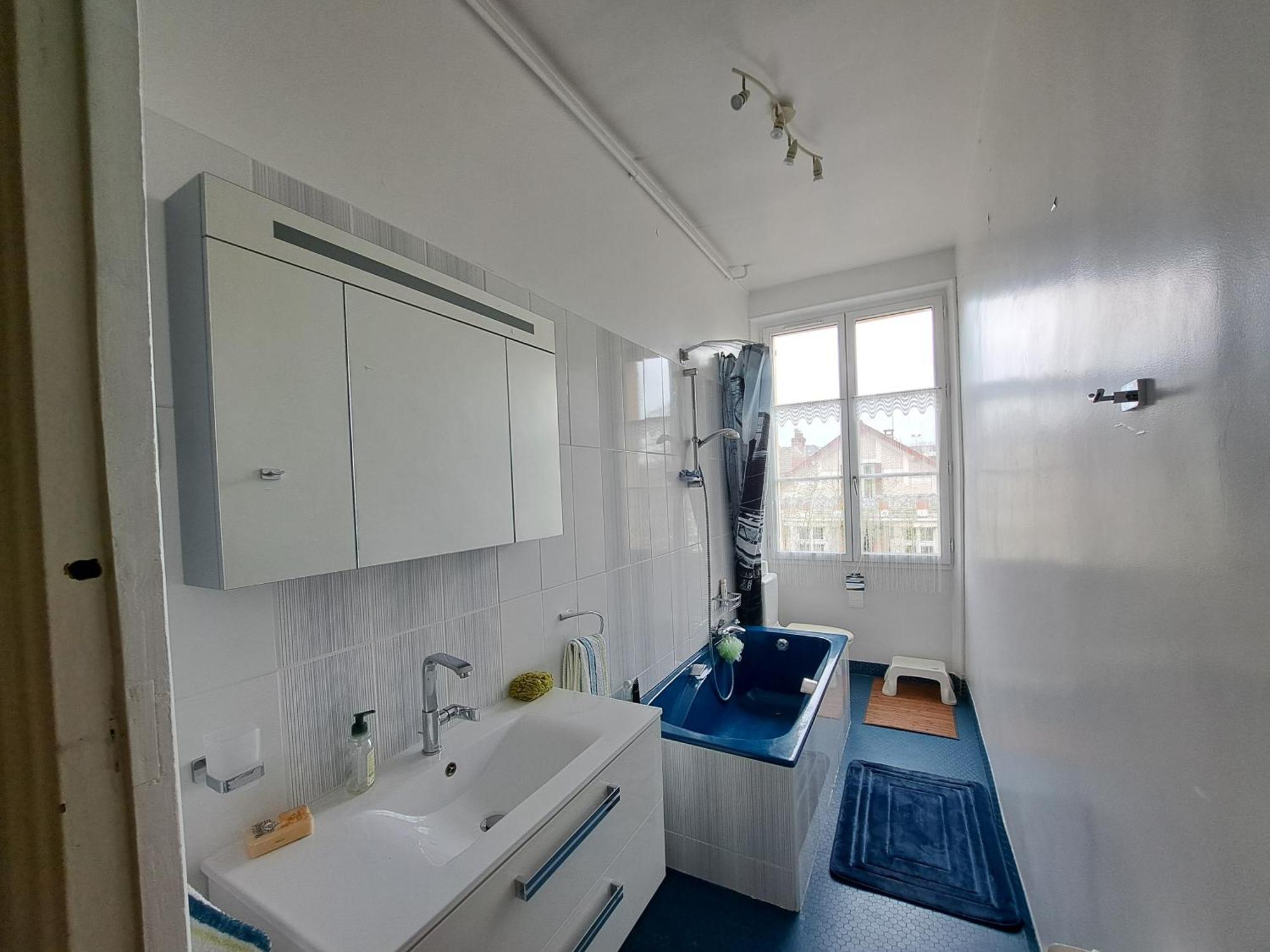 Les Chambres De Lucie-B&B - Petit Dej Inclus - Parking Prive - Proche Gare Versailles Chambre photo