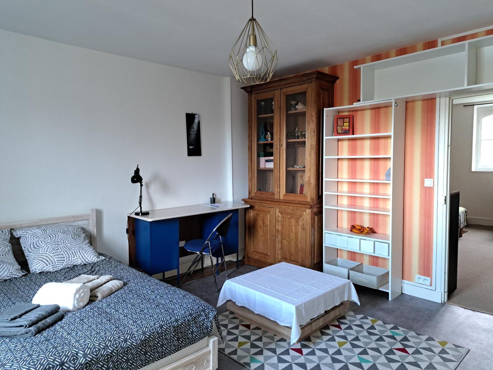 Les Chambres De Lucie-B&B - Petit Dej Inclus - Parking Prive - Proche Gare Versailles Chambre photo